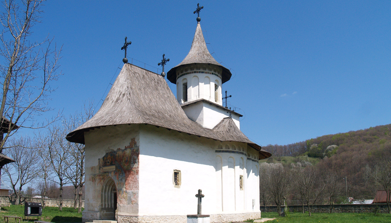 Church of the Holly Cross, Patrauti